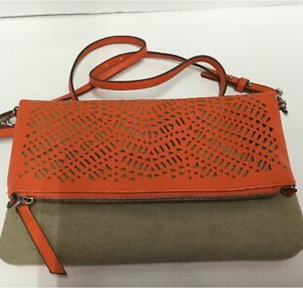 STELLA & DOT Waverly Perforated purse.